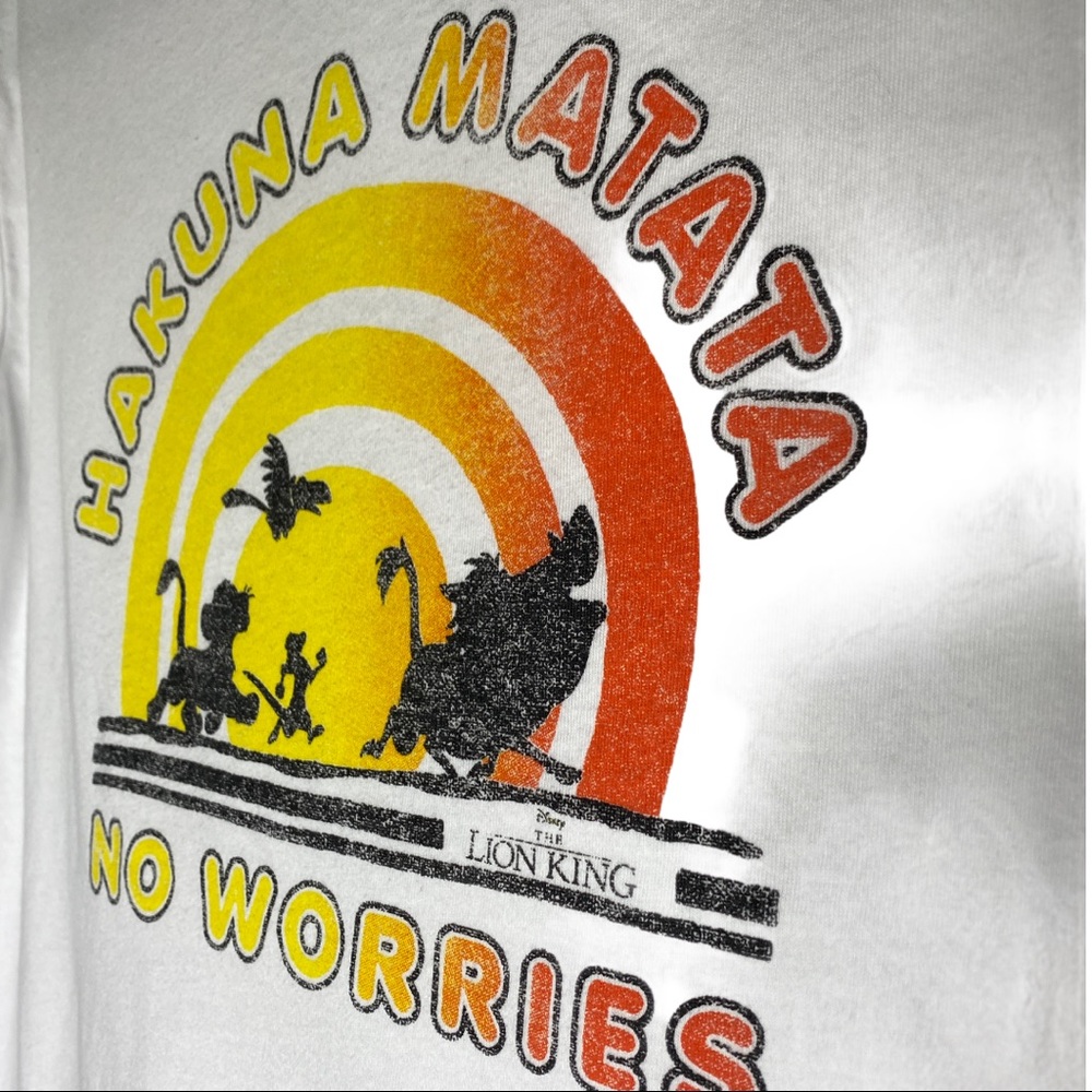 Disney Lion King Women’s White T-shirt Size Large 💚 SALE - Picture 2 of 5